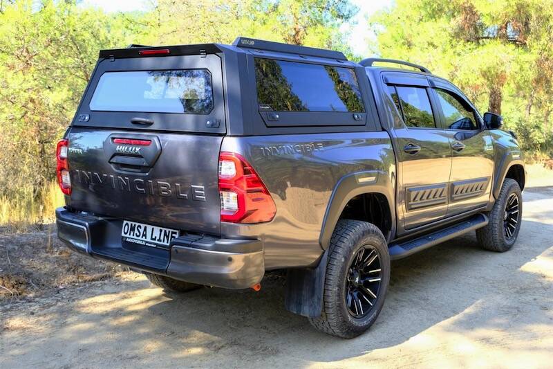 Hardtop en acier inoxydable - Cabine vitrée - Vitres latérales coulissantes Toyota Hilux 2015 +